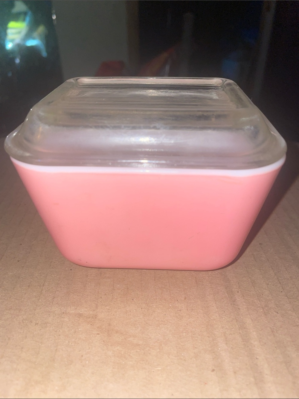 Pink  PYREXGlass Refrigerator Dish with Clear Lid